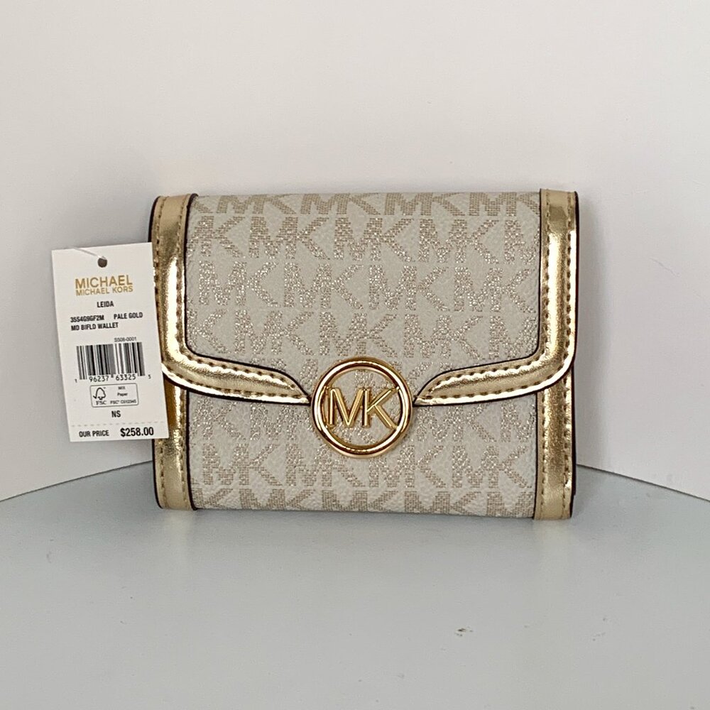 Michial Kors Signature Logo Wallet NWT
